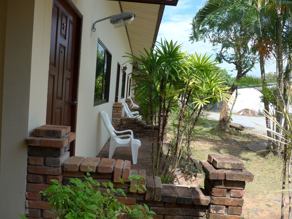 Forum House Hotel Krabi town Exterior foto